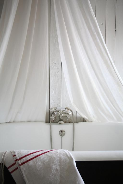 Les Sardines Aux Yeux Bleus Chambres D'Hotes エガリエ 部屋 写真